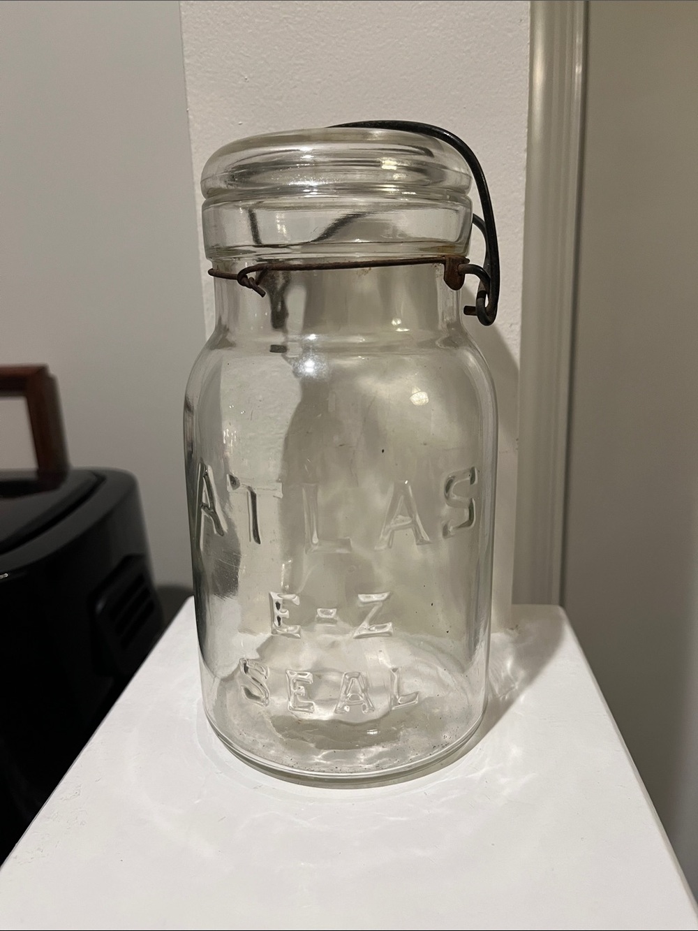 Antique Atlas jar